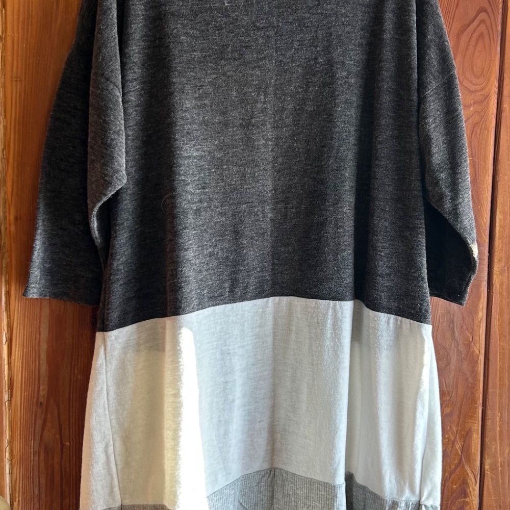 Colorblock Cardigan - Picture 2 of 7